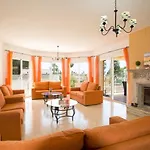 Nadaltenis By Interhome