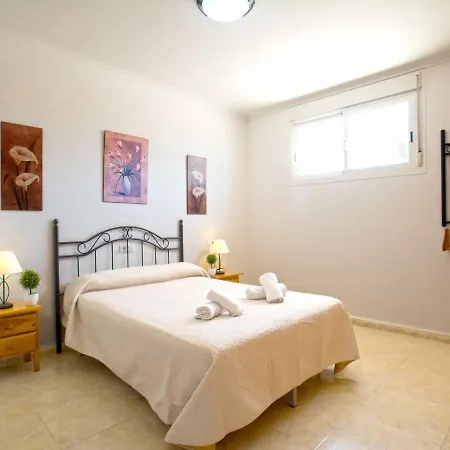 Nadaltenis By Interhome Vila Calpe